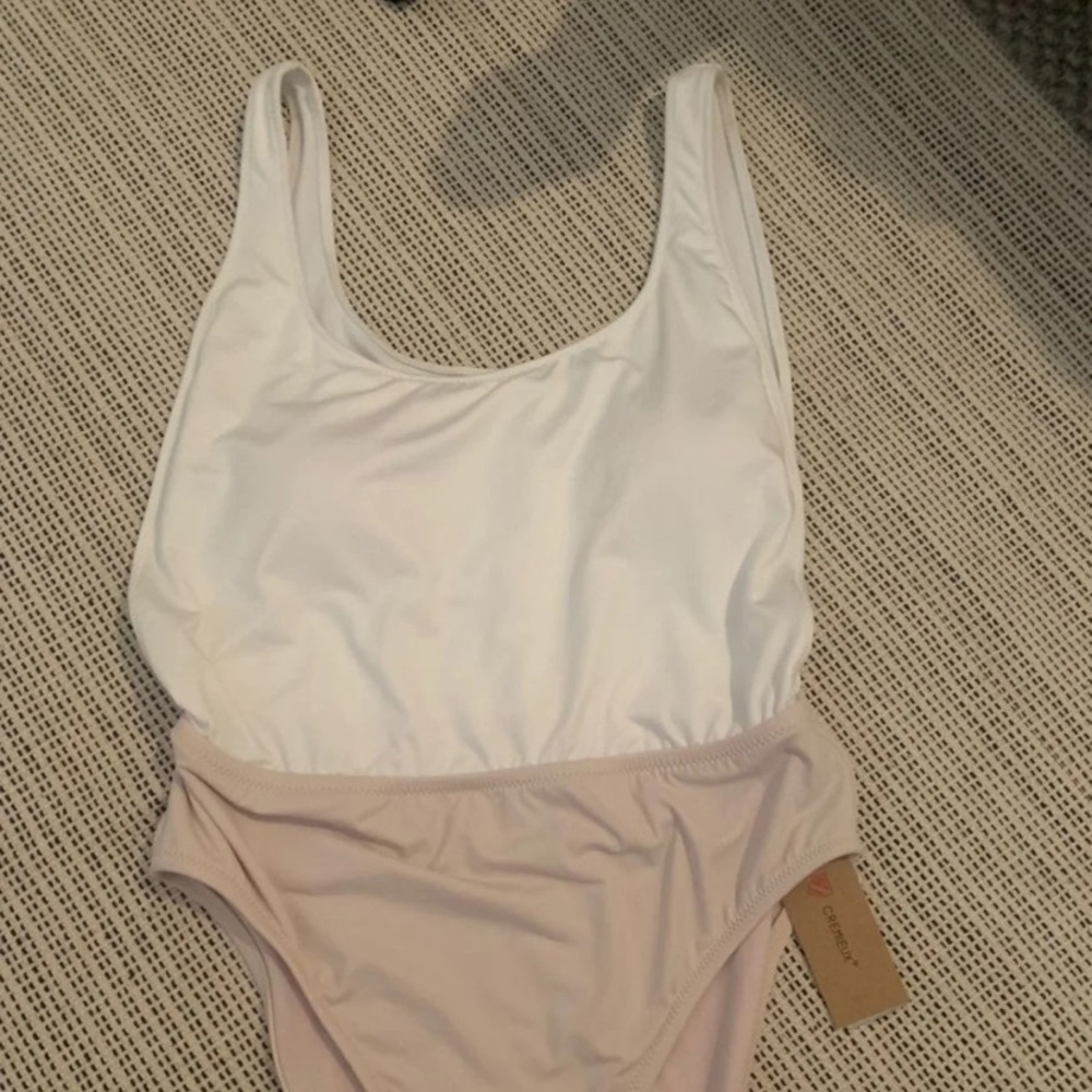 Swim suit